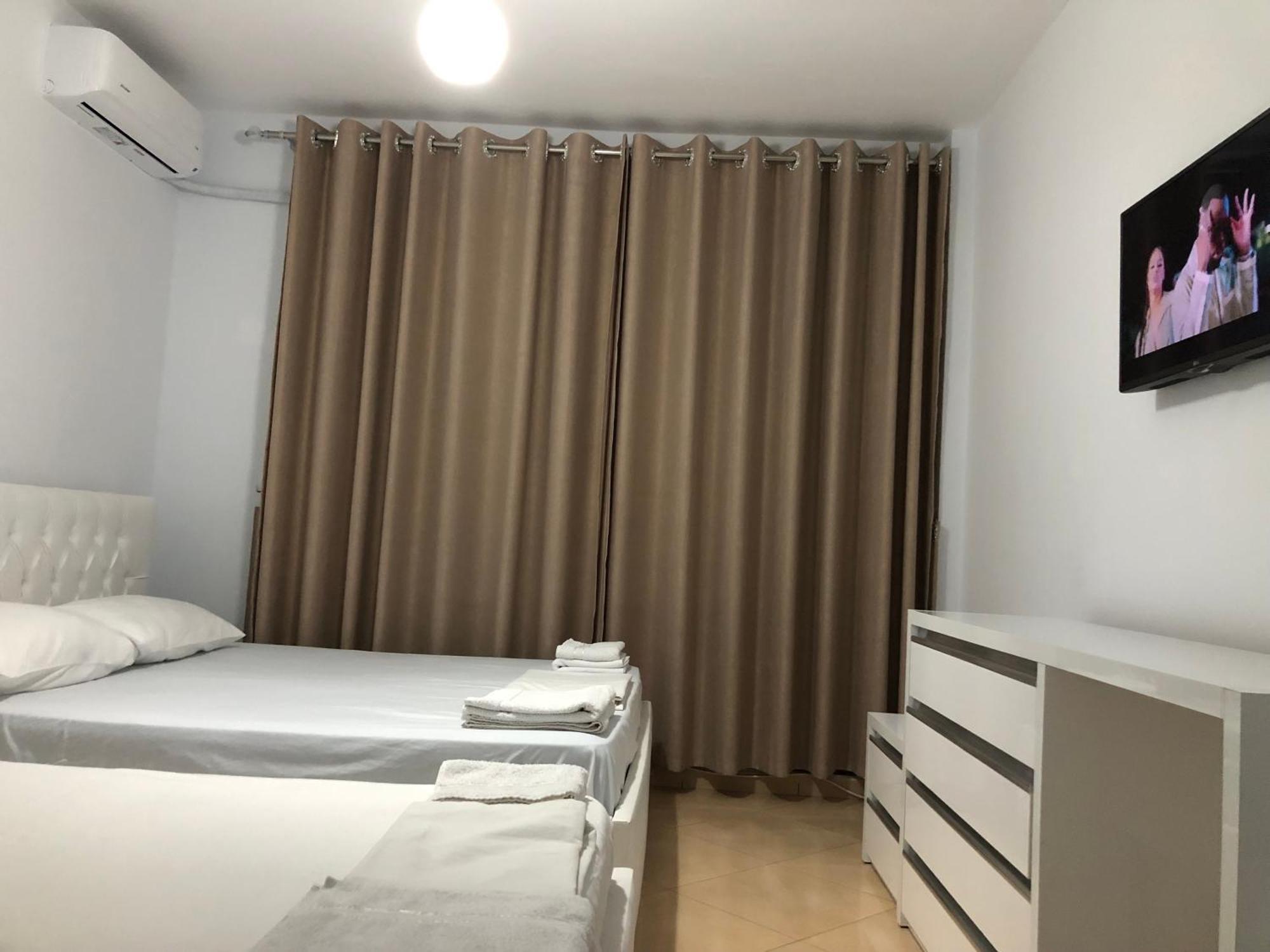 Vlore Apartment Luaran gambar